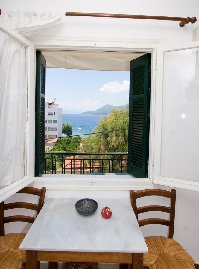 Soile Georgia Apartment Loutra Edipsou  Exterior photo
